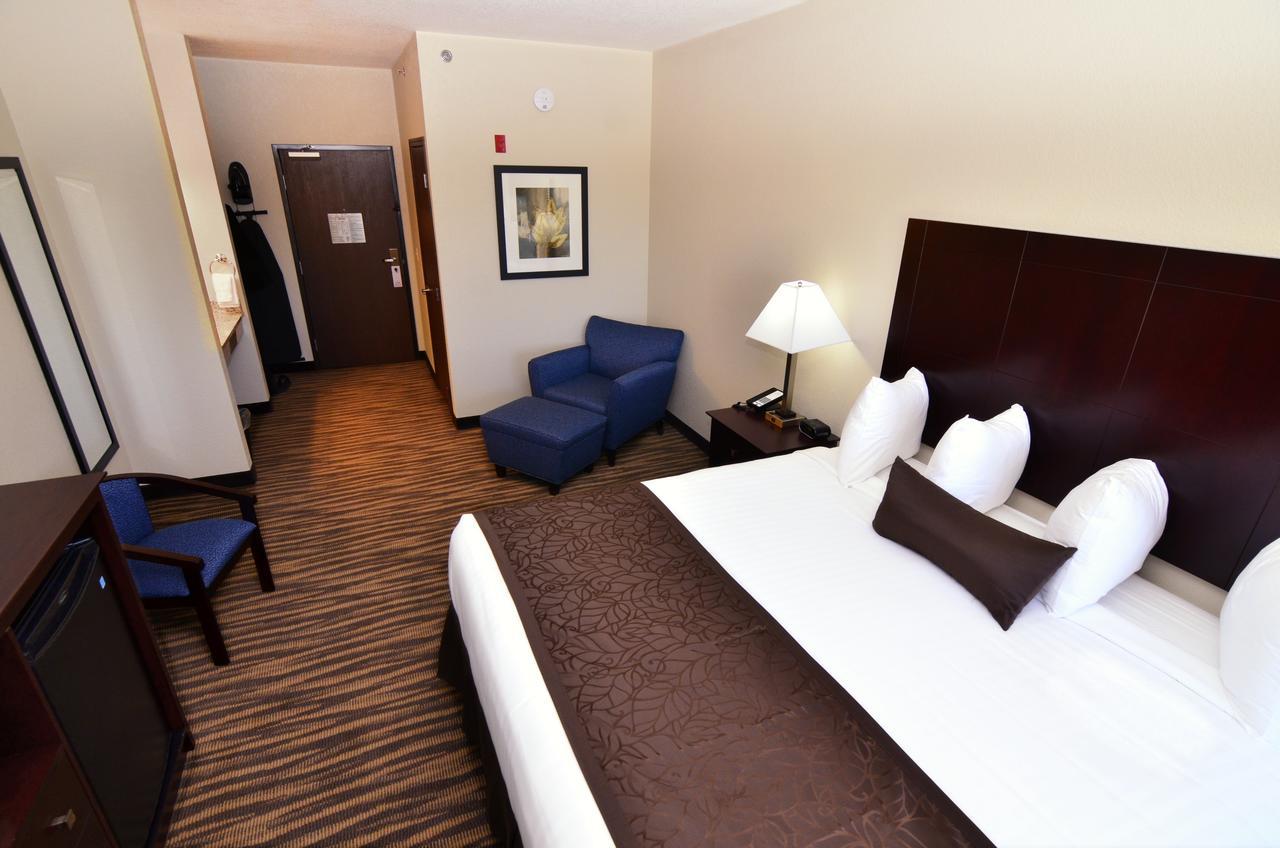 Cobblestone Inn&Suites - Manning Extérieur photo