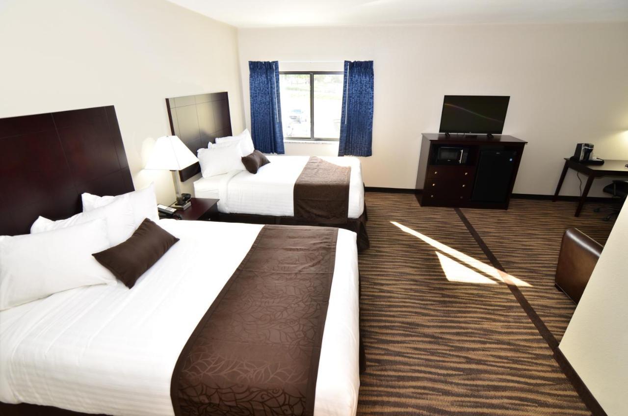 Cobblestone Inn&Suites - Manning Extérieur photo